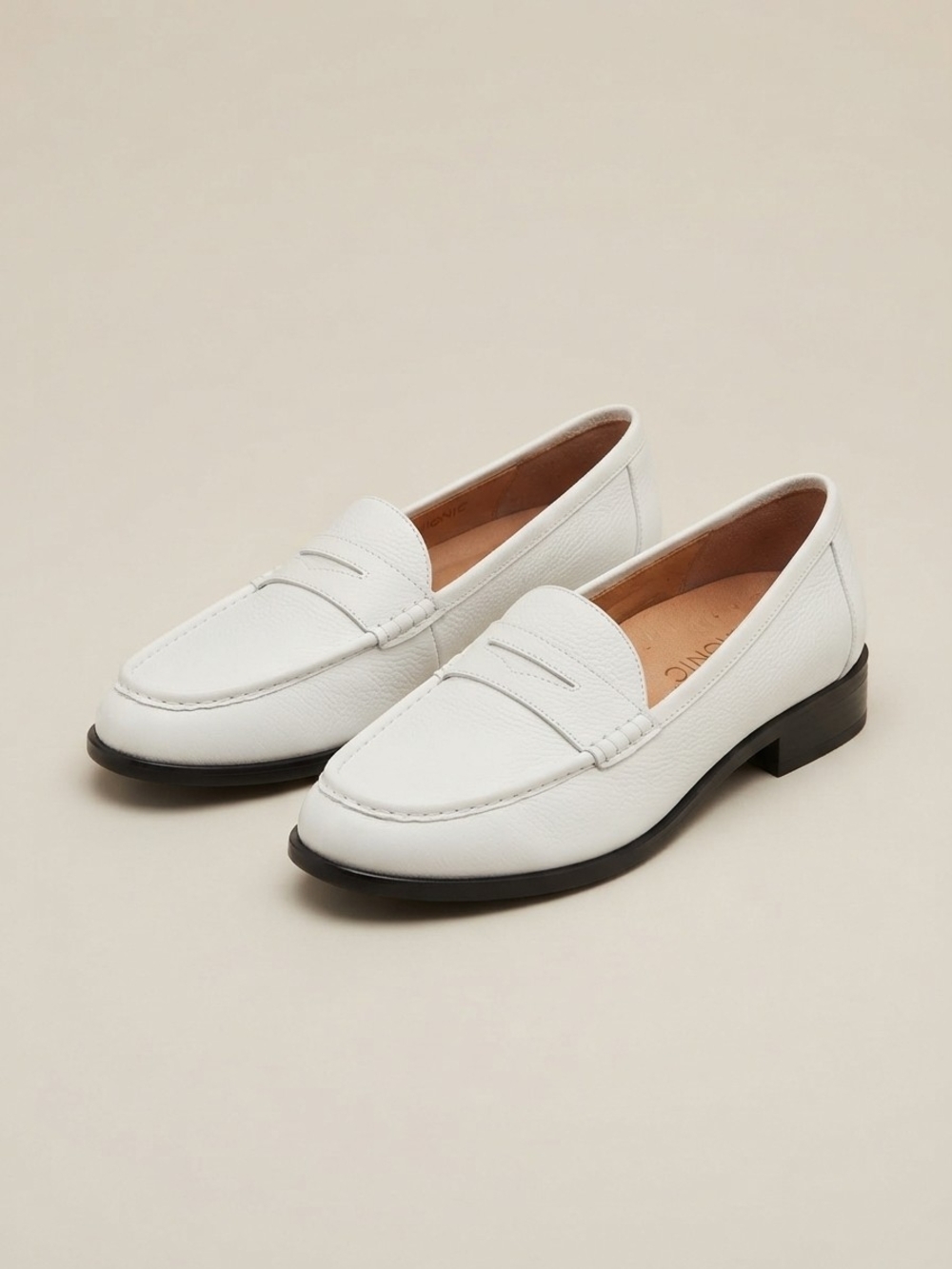 Vionic Waverly White Leather Penny Loafers Shoes Women's Size 7 US / 38 EU